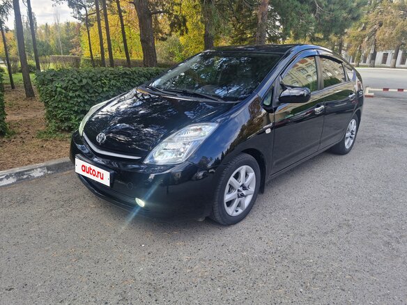 2008 Toyota Prius II Рестайлинг (XW20), чёрный, 750000 рублей