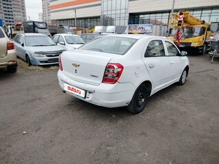 2022 Chevrolet Cobalt II Рестайлинг, белый, 439556 рублей, вид 3
