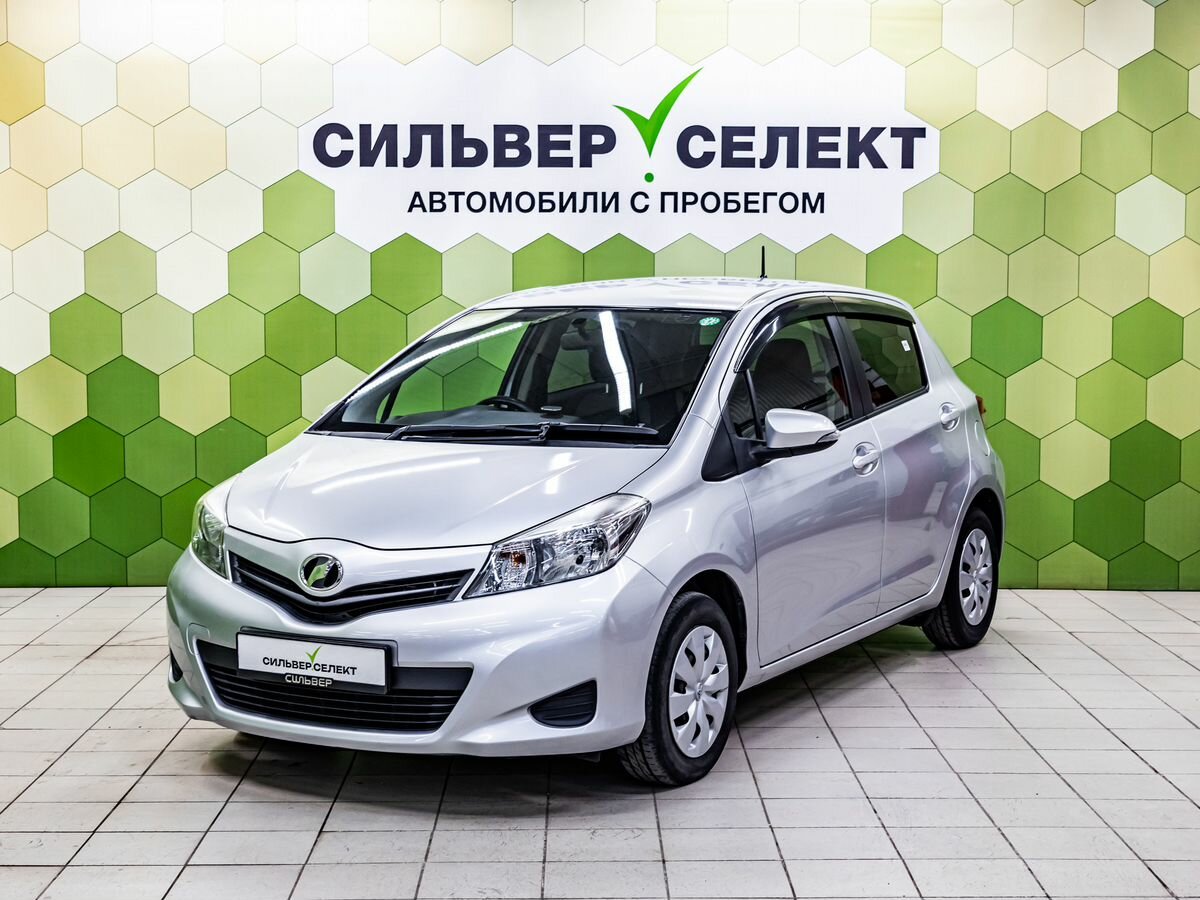 Toyota Vitz III (XP130)