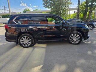 2015 Lexus LX 570 III Рестайлинг 2, чёрный, 6890000 рублей, вид 4