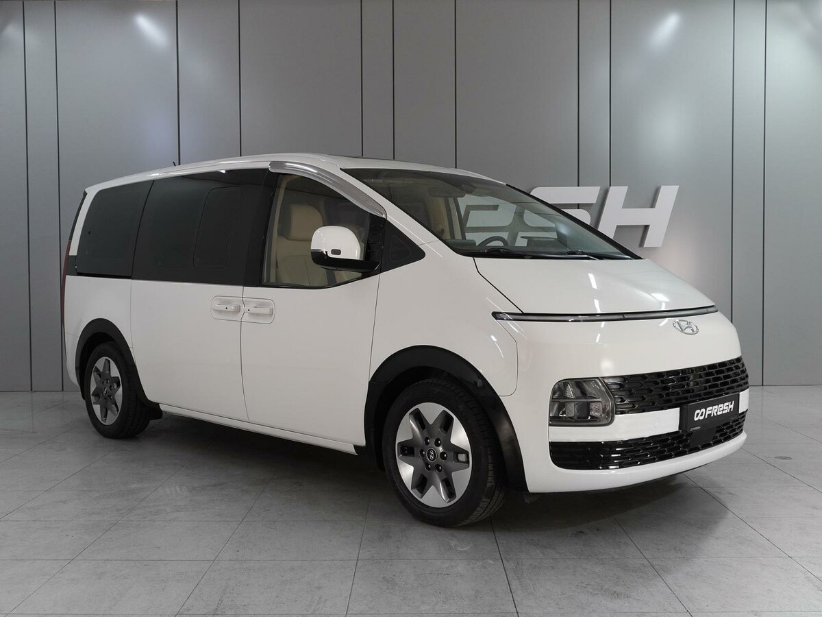 Hyundai Staria I