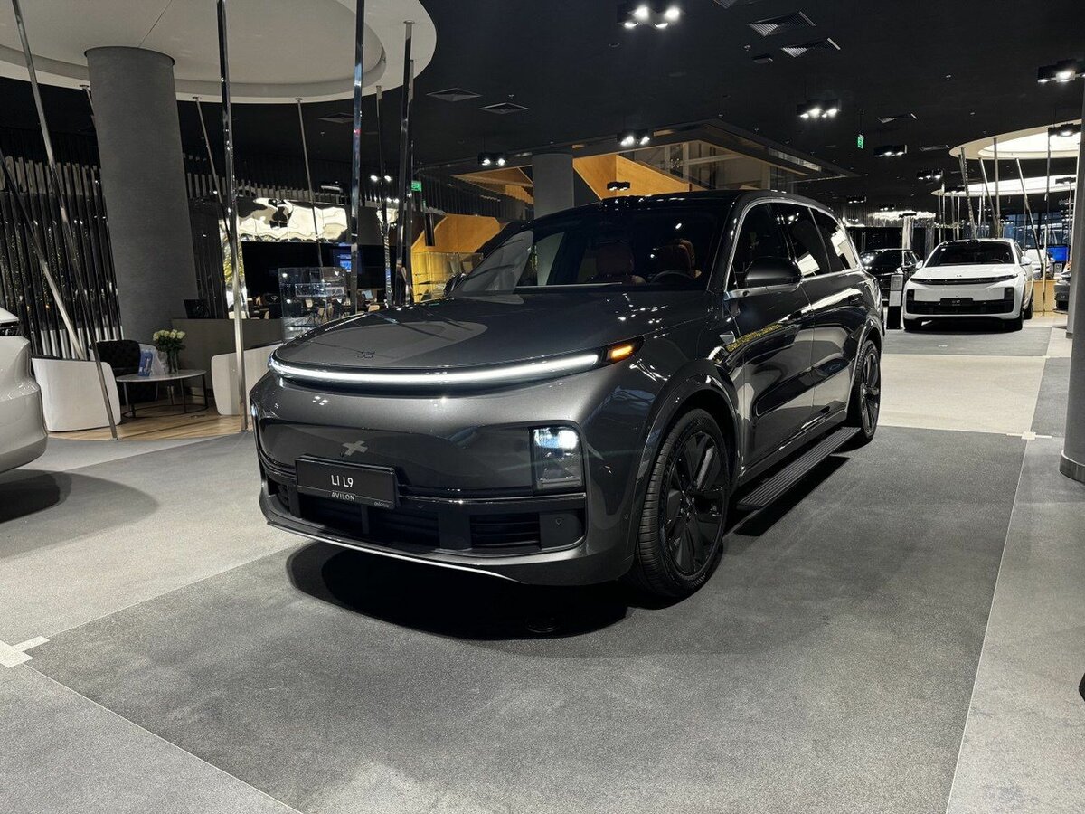 Li Auto (Lixiang) L9 52.3 kWh I Рестайлинг