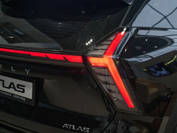 2025 Geely Atlas II, чёрный, 3760990 рублей - вид 12