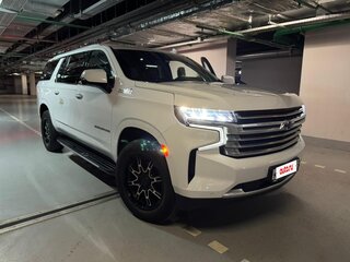 2021 Chevrolet Suburban XII, белый, 8900000 рублей, вид 1