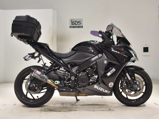 Suzuki GSX-S 1000 F