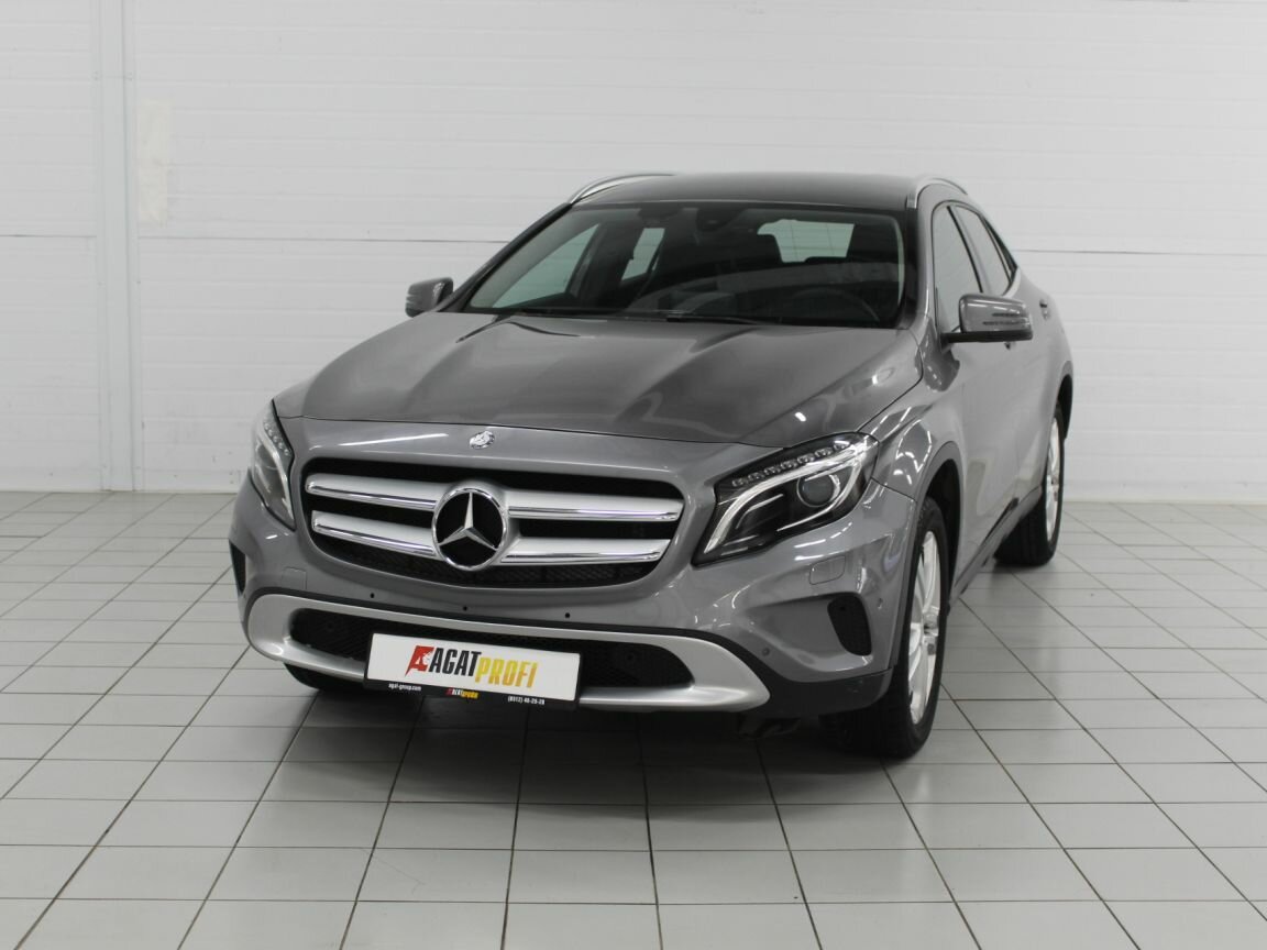 Mercedes-Benz GLA 200 I (X156)