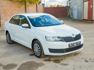 2019 Skoda Rapid I Рестайлинг, белый, 1650000 рублей, вид 1