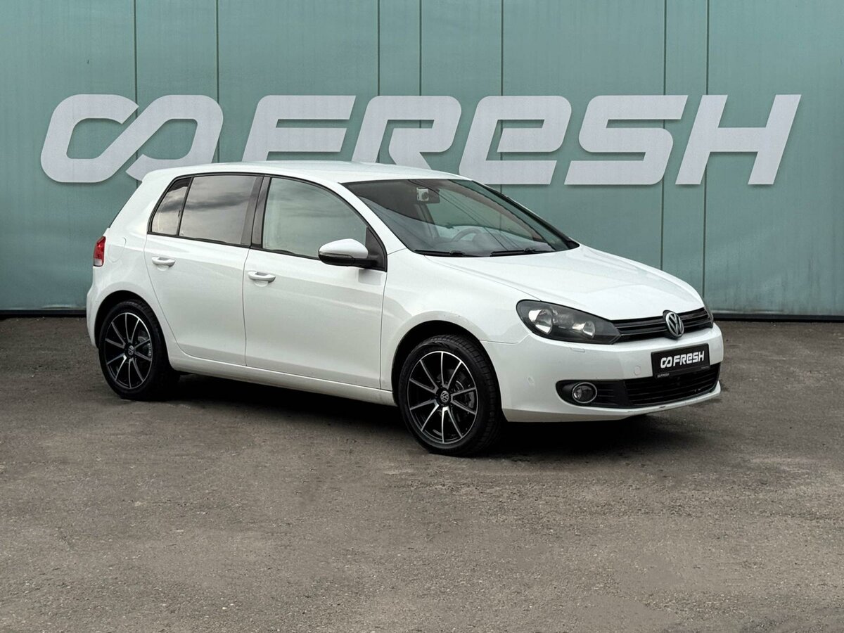 Volkswagen Golf VI