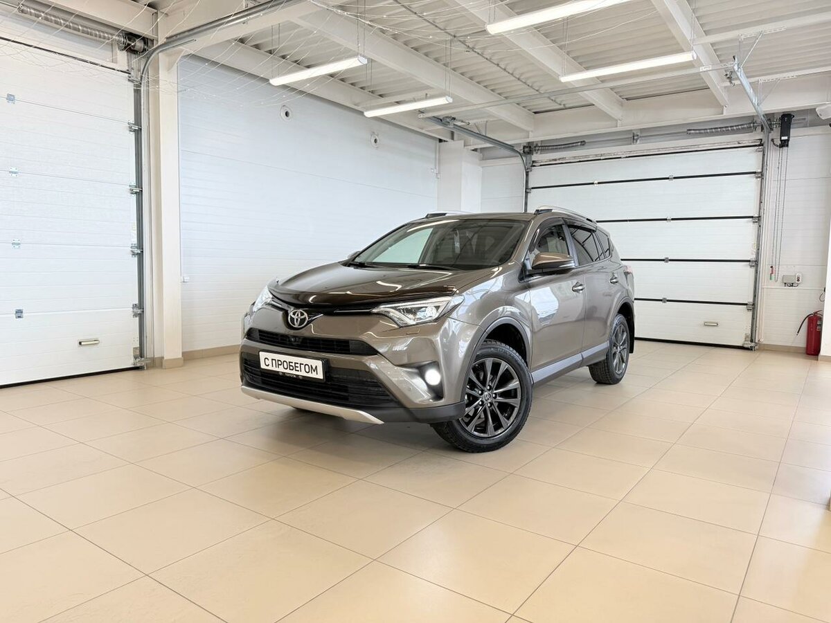Toyota RAV4 IV (XA40) Рестайлинг