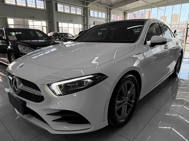Mercedes-Benz A-Класс 180 Long IV (W177)