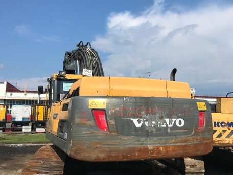 2012 Volvo EC, жёлтый, 1934920 рублей, вид 2