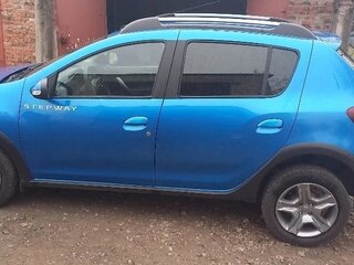 2015 Renault Sandero Stepway II, синий, 900000 рублей, вид 4
