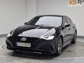 2022 Hyundai Sonata VIII (DN8), чёрный, 1635000 рублей, вид 1