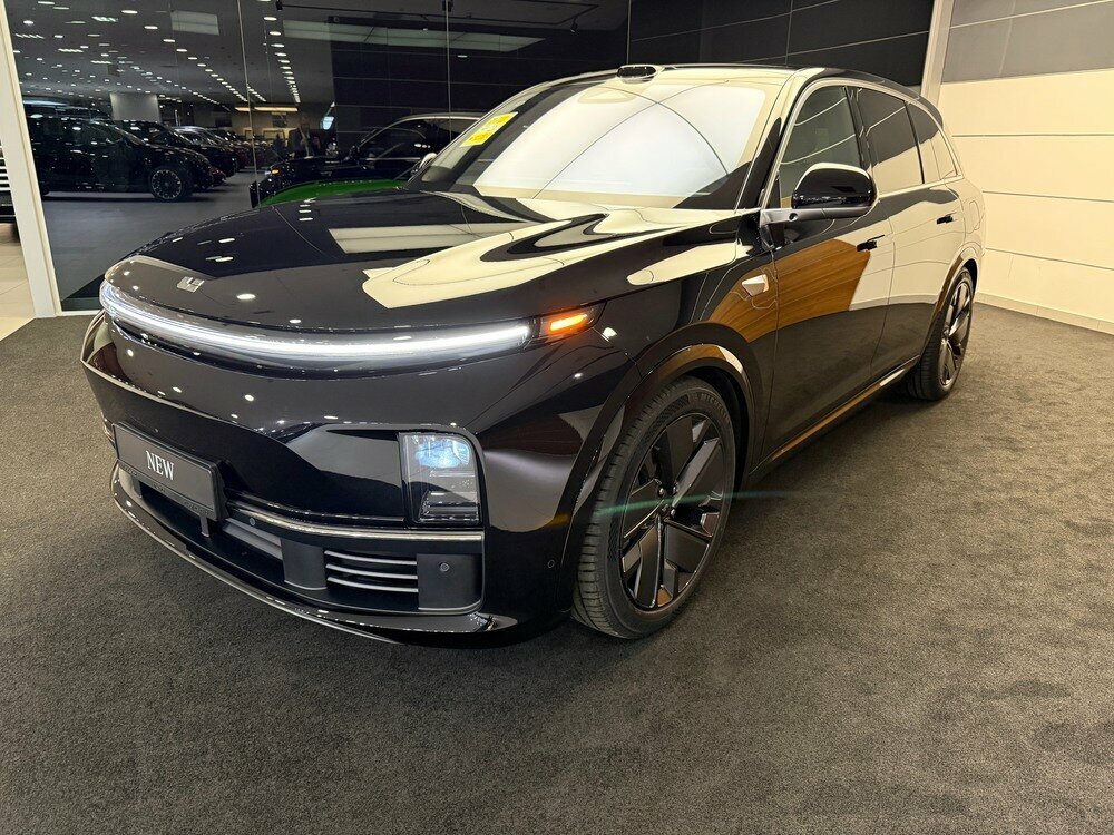 Li Auto (Lixiang) L7 52.3 kWh I Рестайлинг