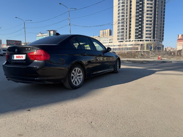 2010 BMW 3 серии 318i V (E90/E91/E92/E93) Рестайлинг, чёрный, 950000 рублей - вид 5