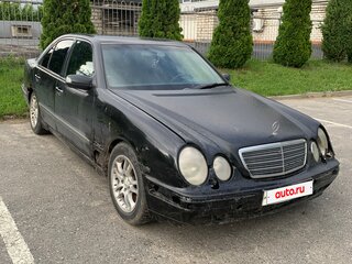 2000 Mercedes-Benz E-Класс 240 II (W210, S210) Рестайлинг, чёрный, 150000 рублей, вид 1