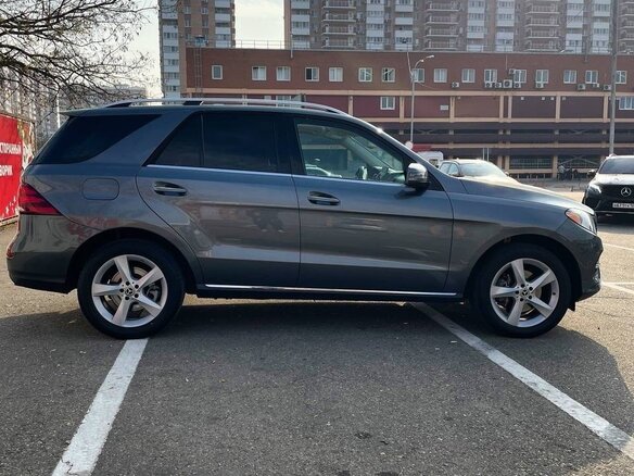 2017 Mercedes-Benz GLE 350 I (W166), серый, 3150000 рублей - вид 1
