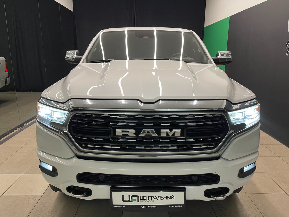 Ram 1500 Crew Cab eTorque V