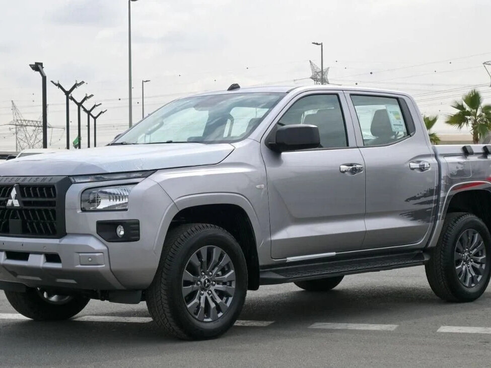 Mitsubishi L200 VI