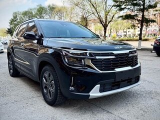 2023 Kia Seltos I Рестайлинг, чёрный, 1938513 рублей, вид 1