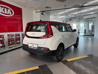2022 Kia Soul III, белый, 2850000 рублей, вид 5