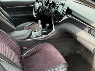 2021 Toyota Camry VIII (XV70) Рестайлинг, чёрный, 2300000 рублей, вид 5