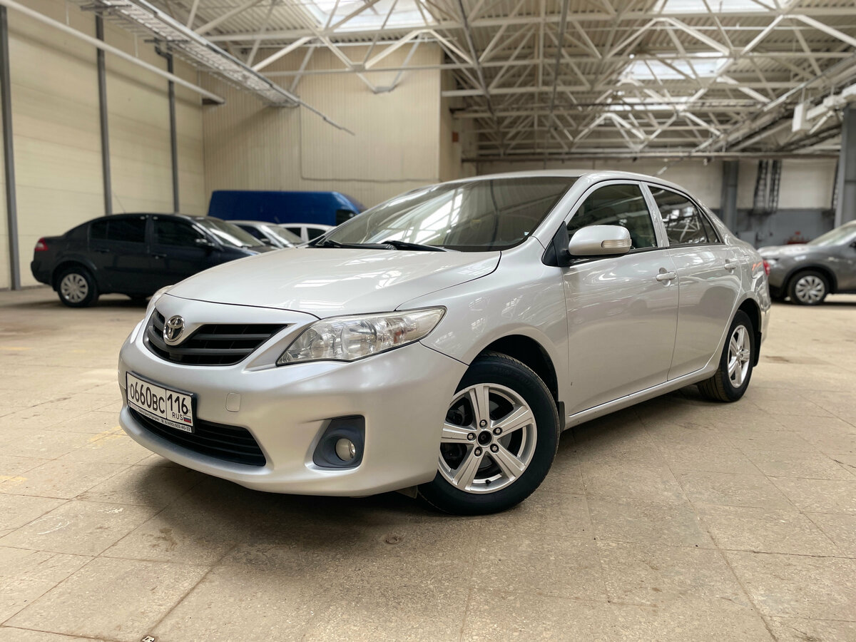 Toyota Corolla X (E140, E150) Рестайлинг