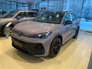 2025 Volkswagen Tiguan L Pro III (China Market), фиолетовый, 4790000 рублей, вид 1