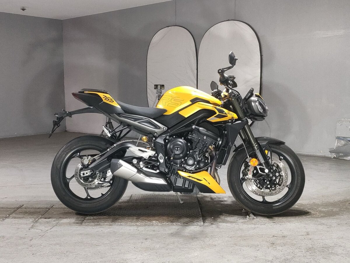 Triumph Street Triple