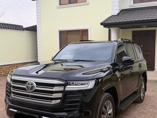 2024 Toyota Land Cruiser 300 Series, чёрный, 12300000 рублей, вид 1