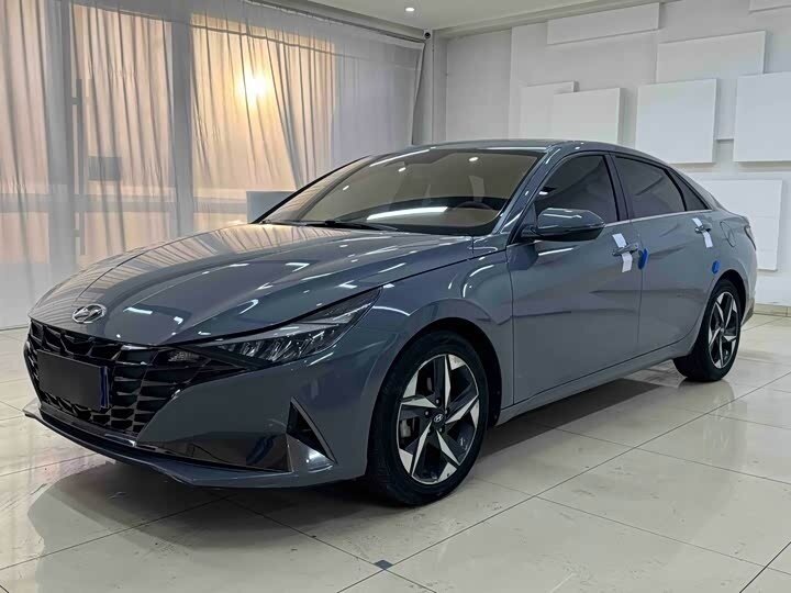 Hyundai Elantra VII (CN7)