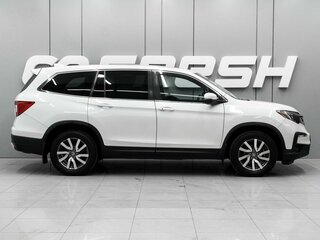 2019 Honda Pilot 9AT III Рестайлинг, белый, 3280000 рублей, вид 5