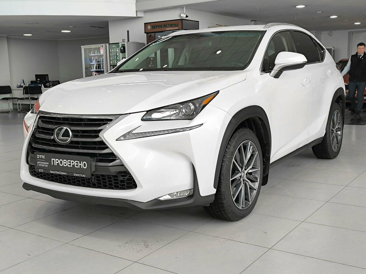 Lexus NX I