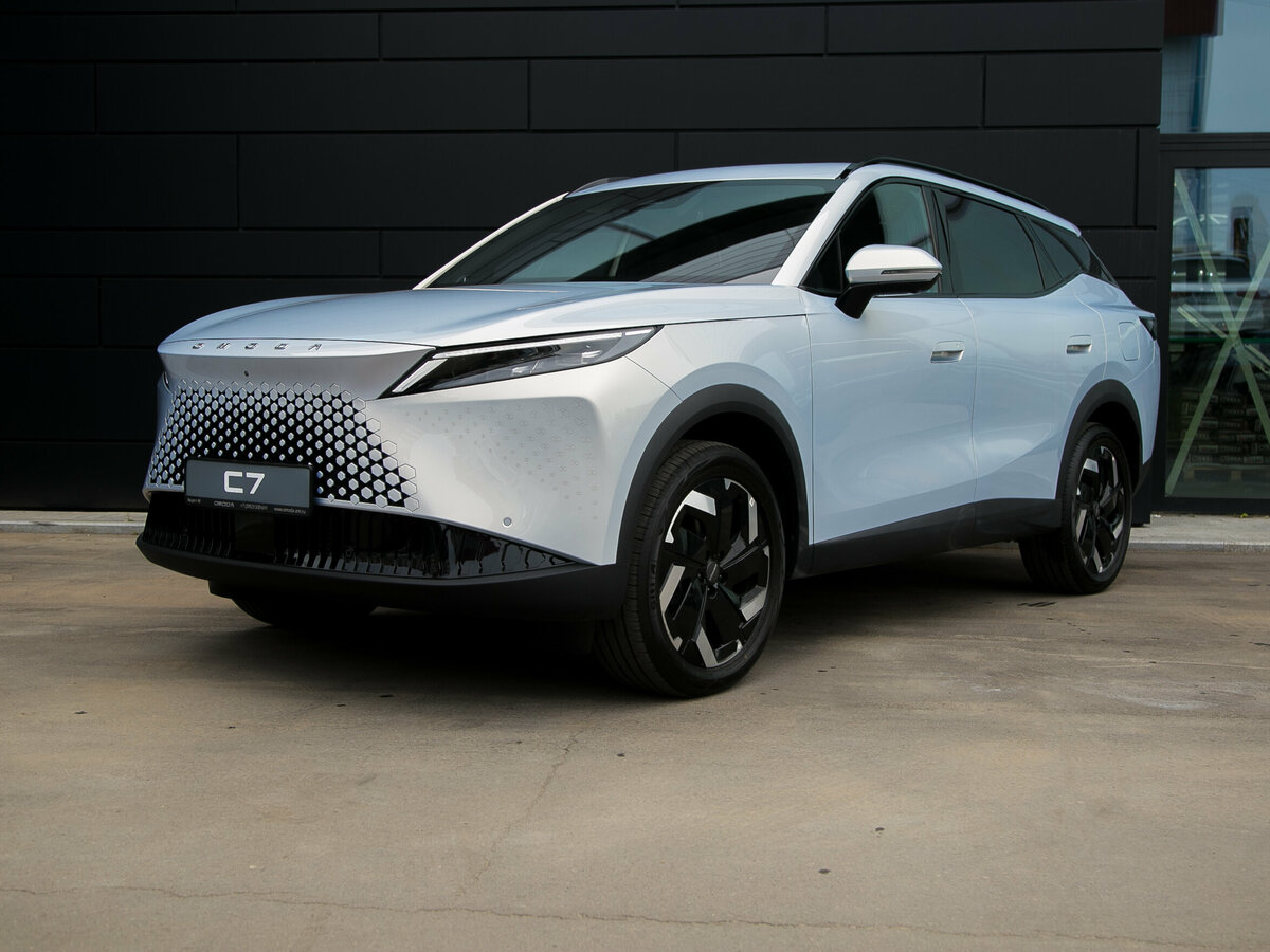 Omoda C7