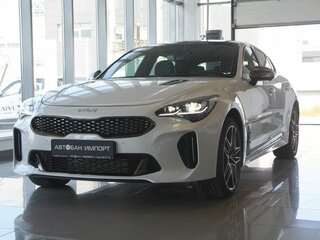 2023 Kia Stinger I Рестайлинг, белый, 4799900 рублей, вид 1