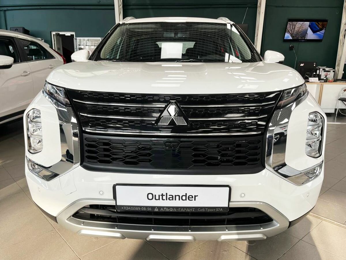 Mitsubishi Outlander IV
