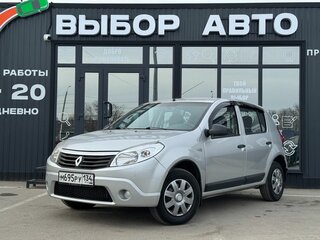 2013 Renault Sandero I, серебристый, 673000 рублей, вид 1