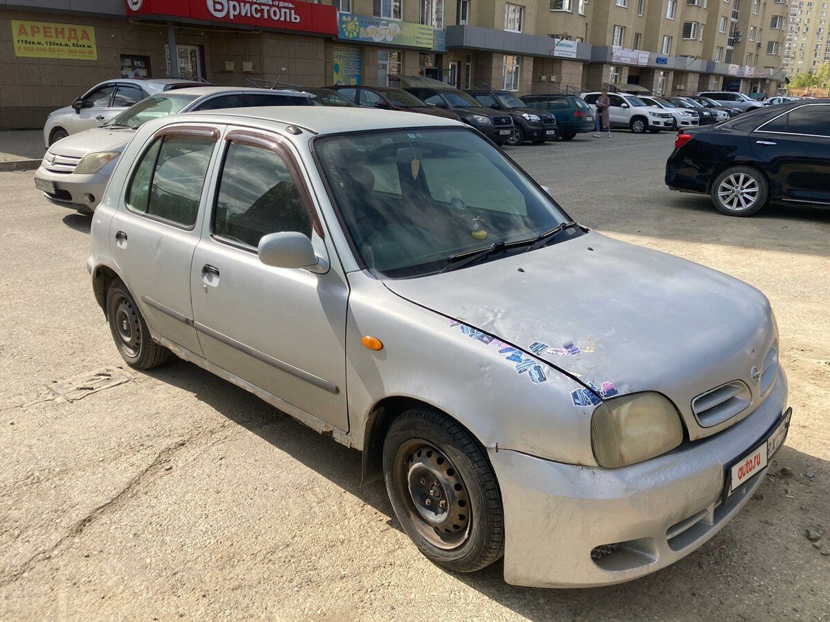 Nissan March 1999