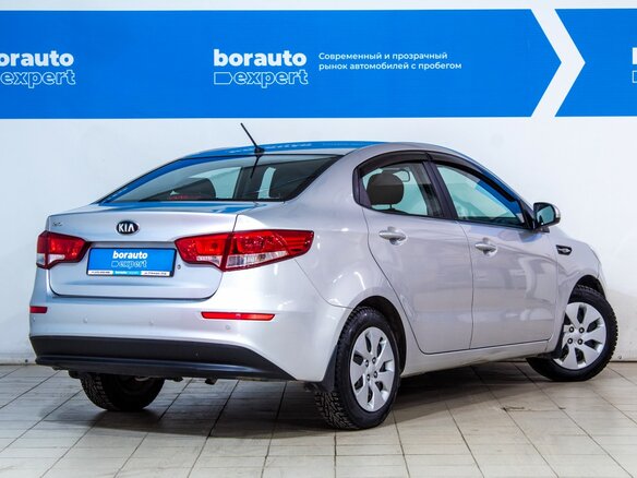 2016 Kia Rio III Рестайлинг, серебристый - вид 2
