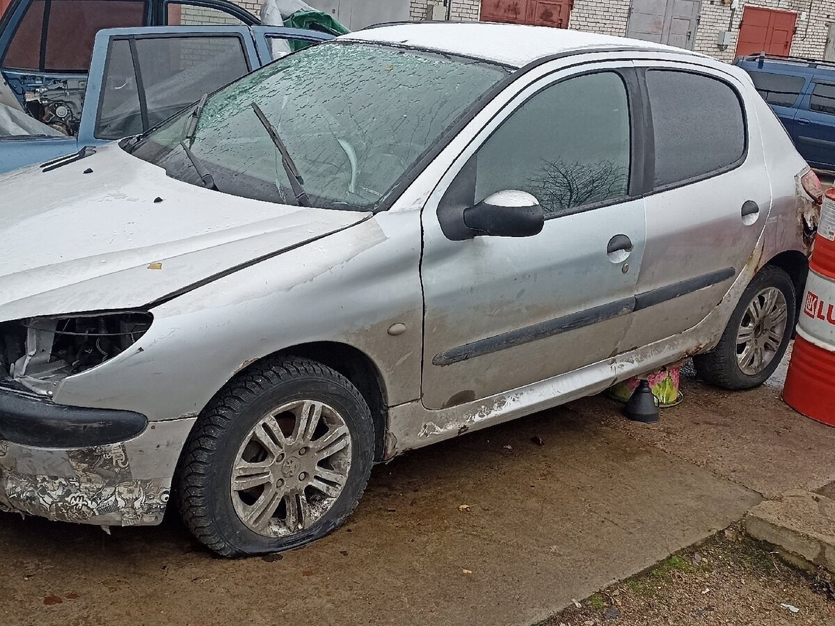 Купить б/у Peugeot 206 1998-2012 1.4 MT (75 л.с.) бензин механика в ...