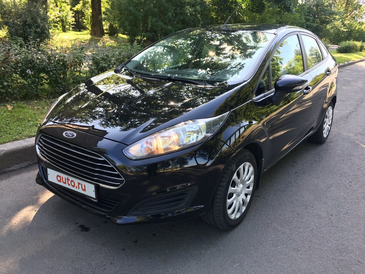 Ford Fiesta 2015 седан