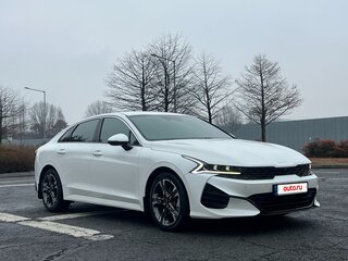 2022 Kia K5 III, белый, 2280000 рублей, вид 1