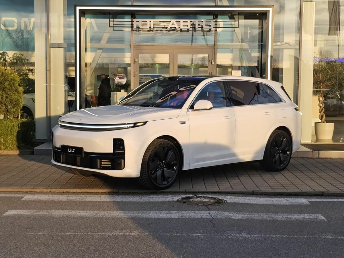 Li Auto (Lixiang) L7 52.3 kWh I Рестайлинг