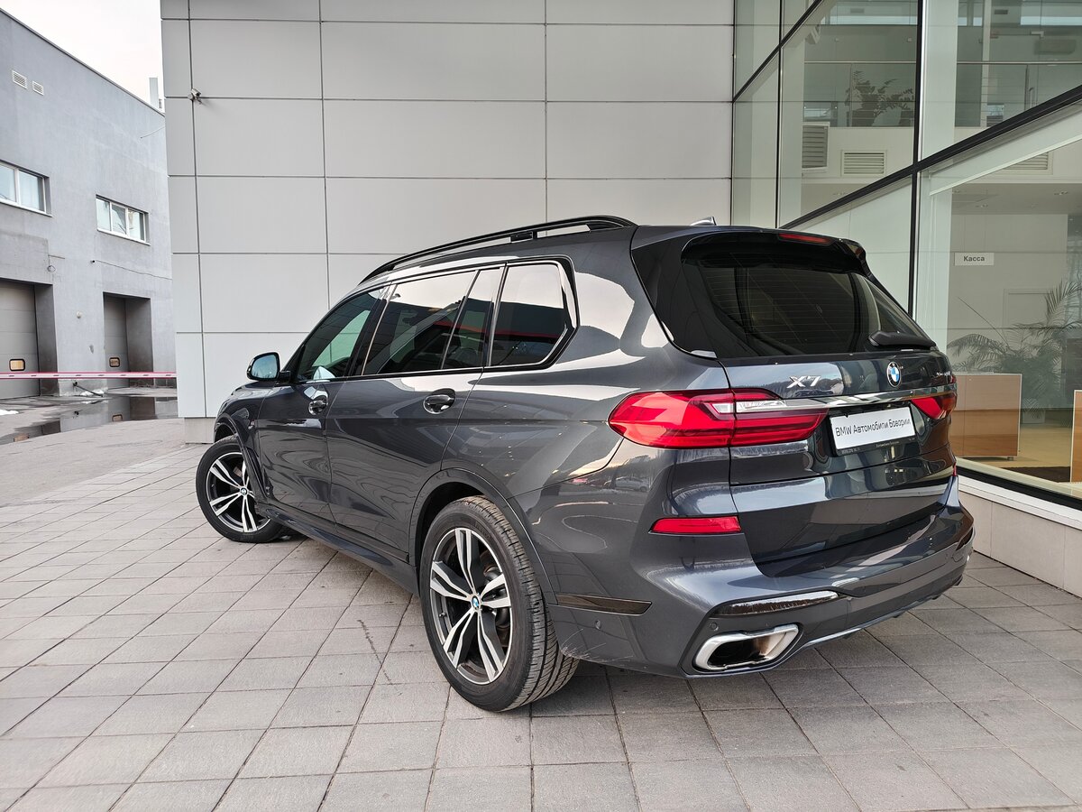 BMW X7 I (G07)