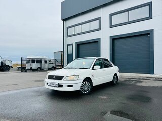 2000 Mitsubishi Lancer Cedia IX, белый, 549999 рублей, вид 1