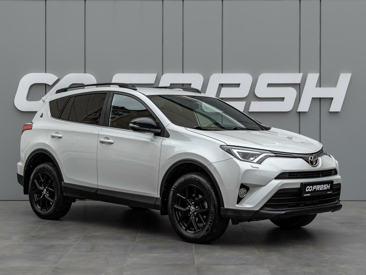 Toyota RAV4 IV (XA40) Рестайлинг