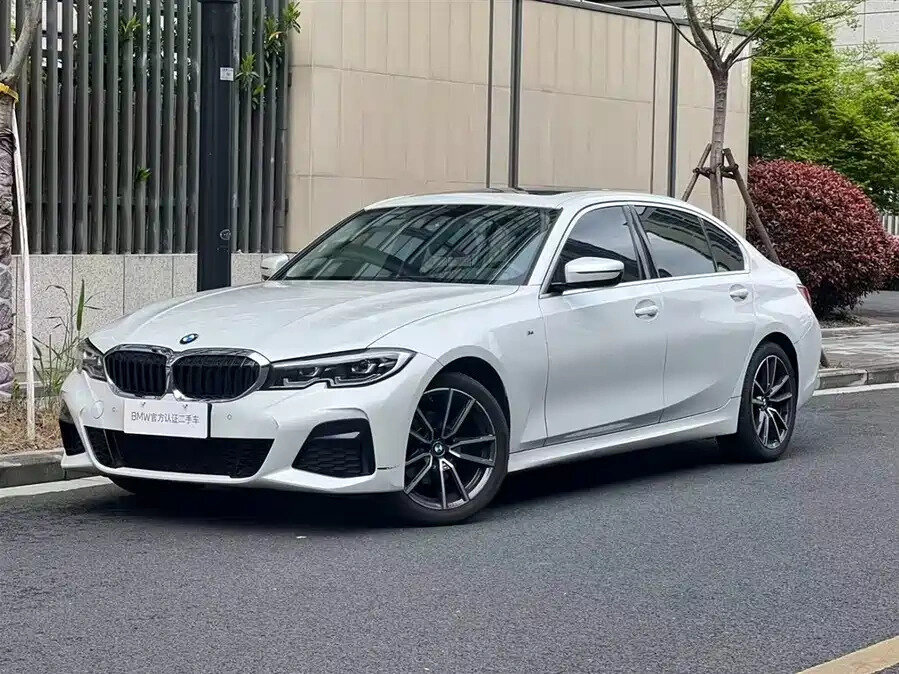 BMW 3 серии 318i VII (G2x) Рестайлинг