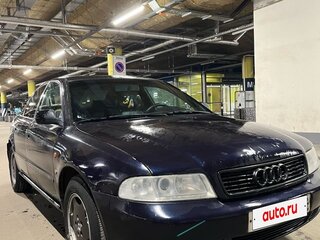 1995 Audi A4 I (B5), синий, 60000 рублей, вид 4