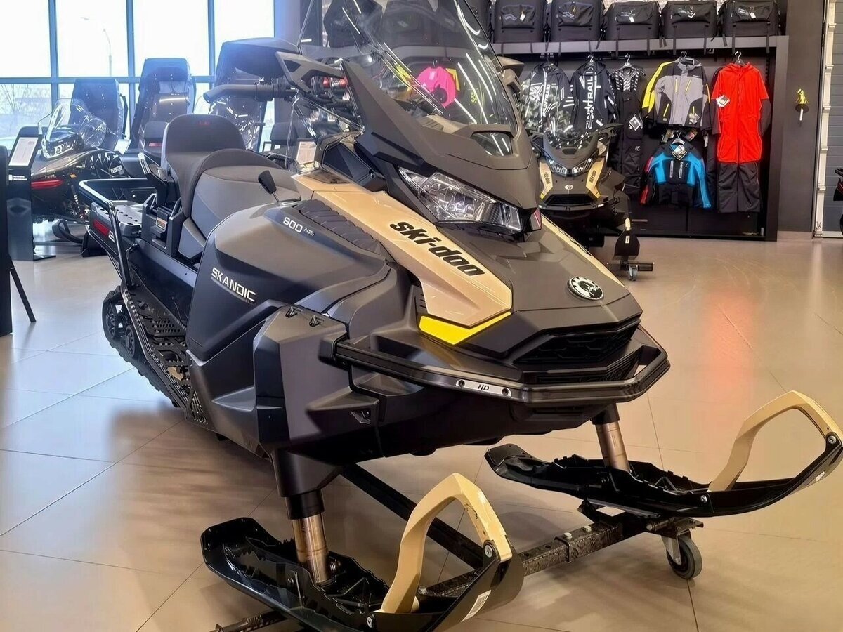 BRP Ski-Doo Skandic LE 900 ACE