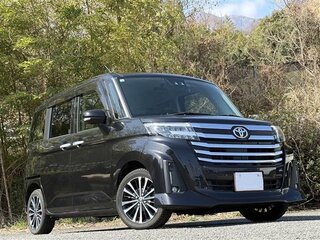 2023 Toyota Roomy I Рестайлинг, чёрный, 948000 рублей, вид 1